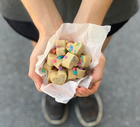 WHITE CHOC TRUFFLE HEARTS